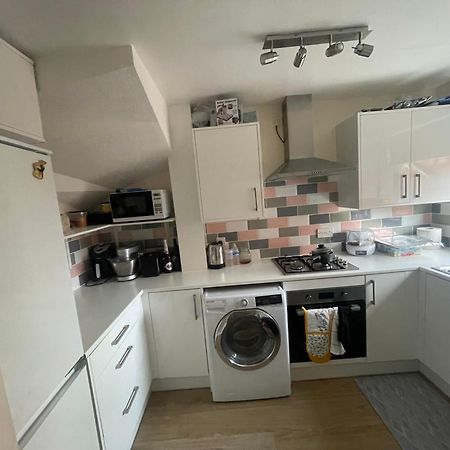 Double Room In A Cul De Sac Area Wellingborough Bagian luar foto